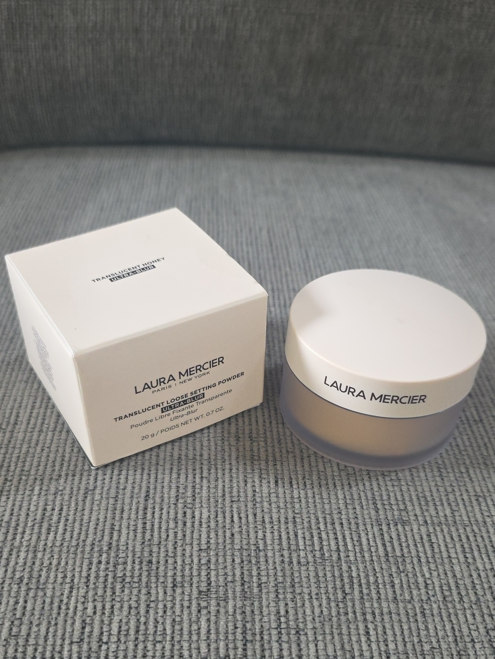 Laura Mercier Translucent Loose Setting Powder Ultra-Blur, Honey & Med. Deep